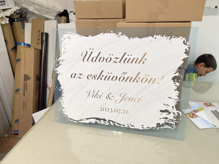 Plexi nyomtatás, UV nyomtatott plexi